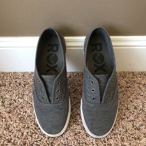 Roxy women’s casual shoe